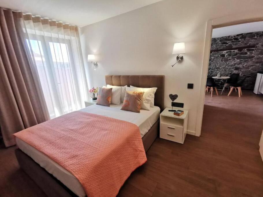 Chale Esmeralda - Charming Studios In Calheta Beach エクステリア 写真