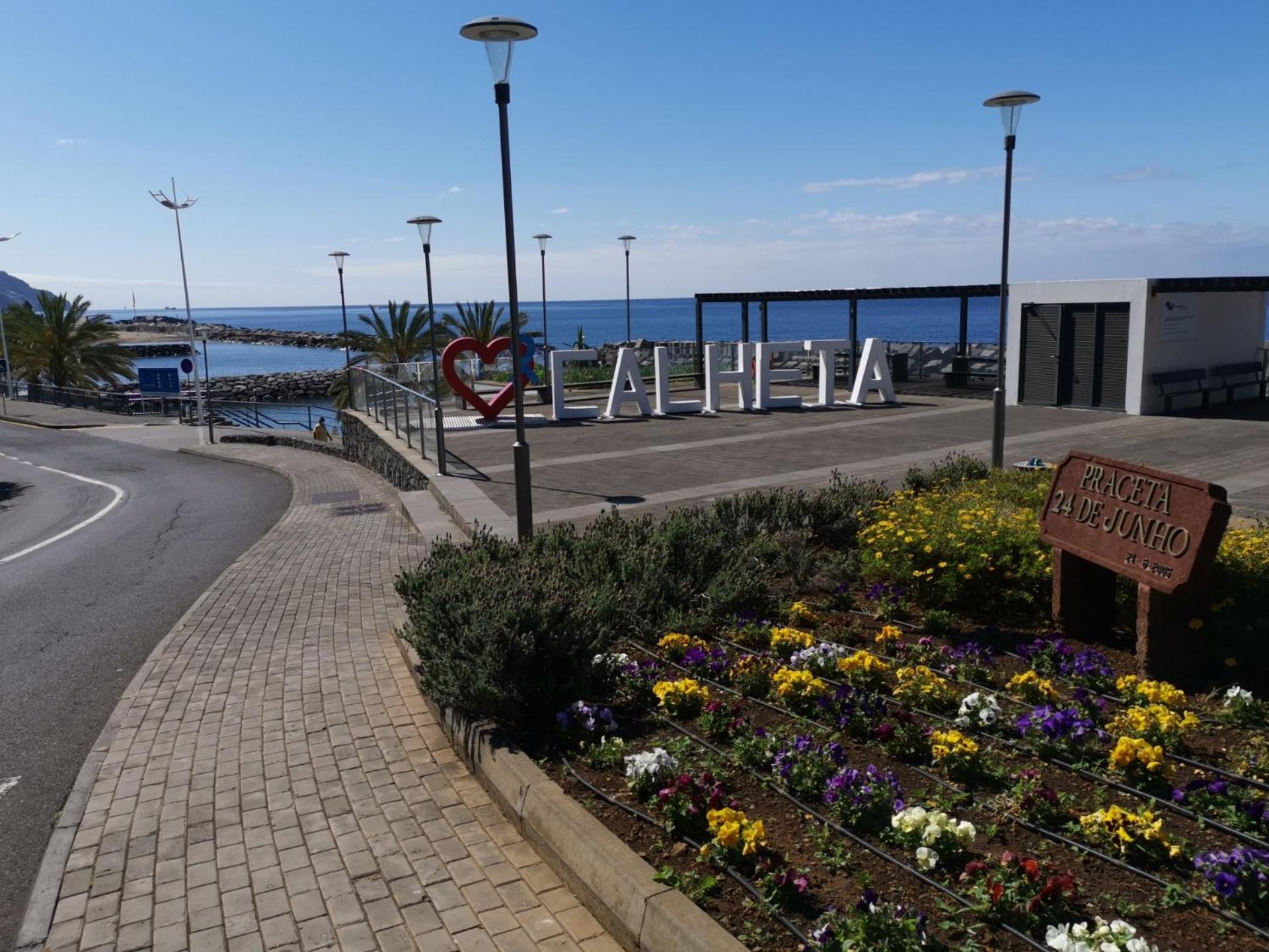 Chale Esmeralda - Charming Studios In Calheta Beach エクステリア 写真