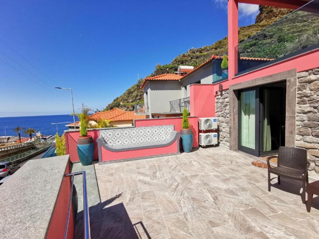 Chale Esmeralda - Charming Studios In Calheta Beach エクステリア 写真